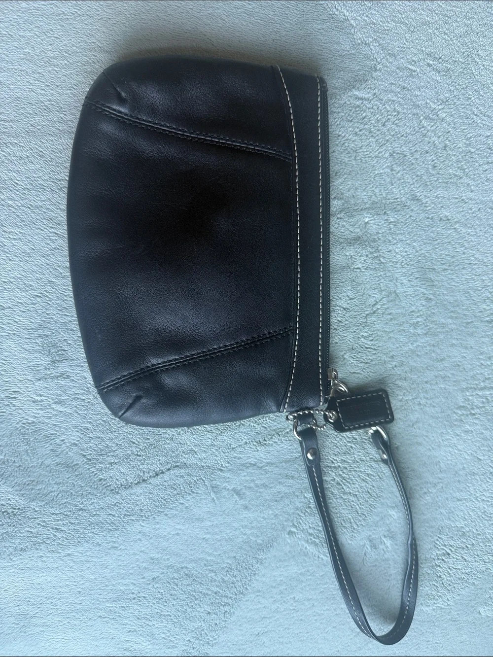 Coach smooth black